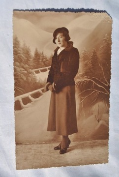 stara fotografia stare zdjęcie kobiety 1935 rok