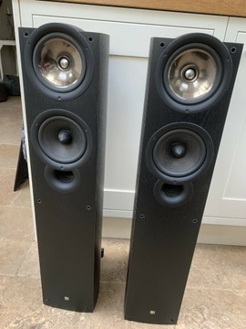 Kolumny kef q5s 