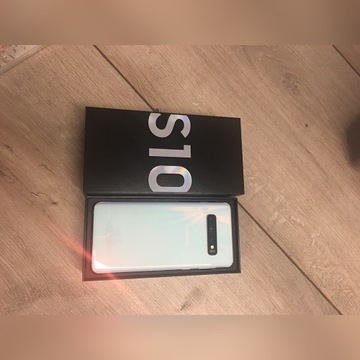 Samsung galaxy S10 + 2x etui stan idealny!!