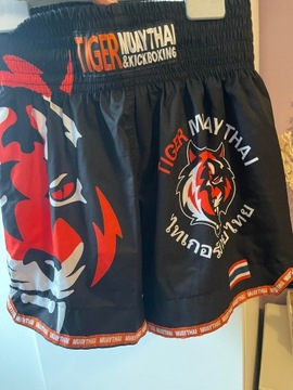 Legendy! Shorty sportowe Tiger MuayThai kickboxing