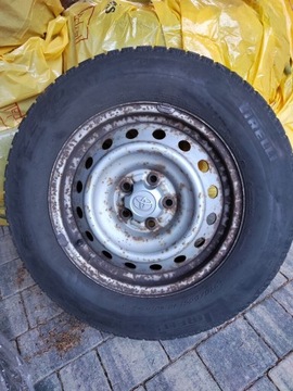 Felgi stalowe 4szt Toyota + opony 215/70 65 R16