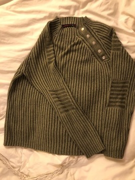 Sweter w kolorze khaki
