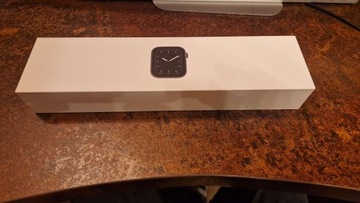 Apple Watch Series5 Space Grey Aluminum Case-44mm