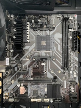 GIGABYTE B450M S2H