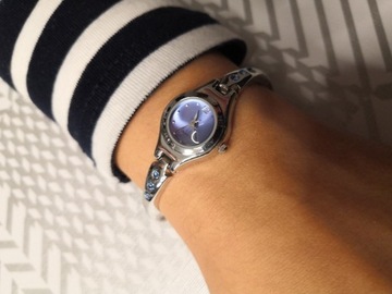 Piękny zegarek damski srebrny Quartz kryształki