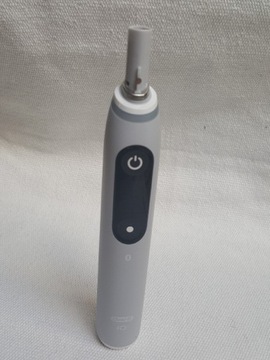 Szczoteczka iO  OralB 6