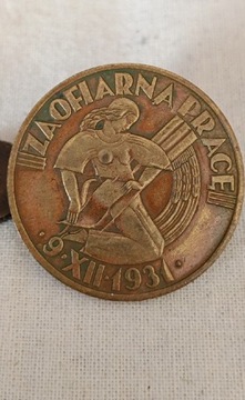Brązowa odznaka za ofiarną pracę 1931 r.