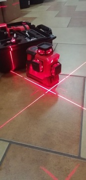 Laser PRO czerwona wiązka 