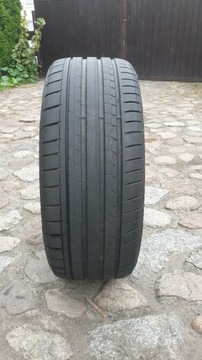 Opona 225/35R20 DUNLOP Sport Maxx GT