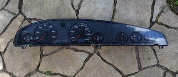 licznik zegary AUDI A6C4 100C4 benzyna 