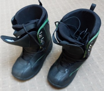 Buty snowboardowe Atomic rozmiar 39 - 25,5mm