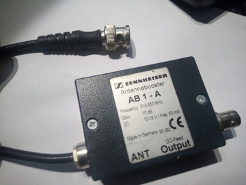 Sennheiser AB1-A Antenna Booster - 518-550