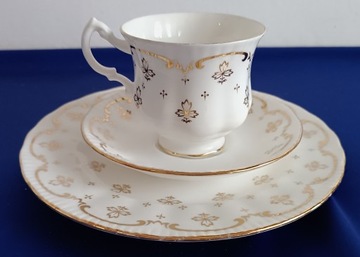 PORCELANA ROYAL OSBORNE TRIO ŚNIADANIOWE