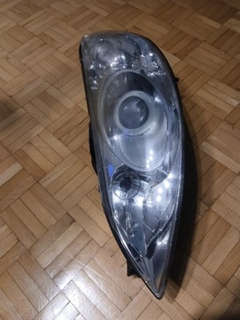 Lampa Przód Lewa Peugeot 407 Urwane Zaczepy