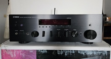 Amplituner sieciowy YAMAHA R-N602,  MusicCast