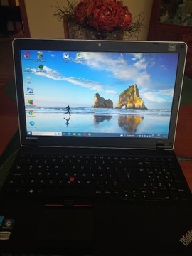 Lenovo  E520 Intel i5-2450M 16 GB / 250 GB 