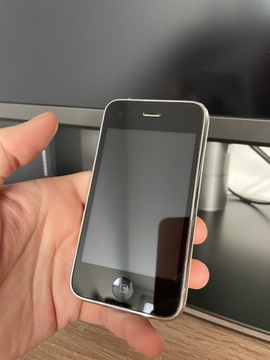 Smartfon Apple iPhone 3GS 16GB