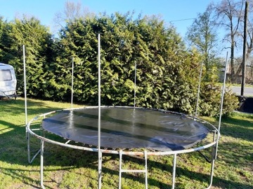 Trampolina  używana 4 metry26 cm. duża