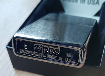 Nowa zapalniczka Zippo USA 