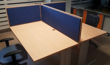 Zestaw biurowy 2 biurka + 3 ekrany tapicerowane