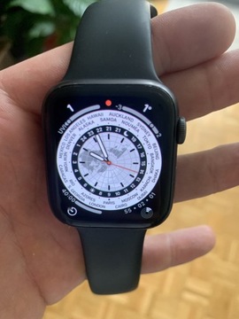 Apple Watch 4 44mm sportowy pasek komplet