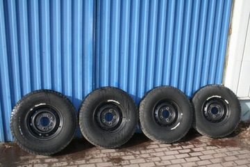 Opony Nokian 235/85/16