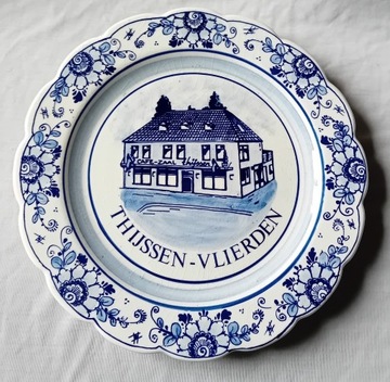 Talerz zawieszany Delft.