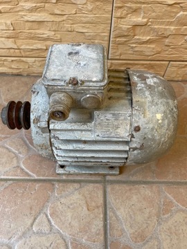 Silnik el. do betoniarki MA 90S24 1/3 fazy 11kW