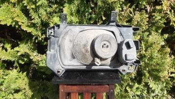 Lampa przód VW t4 1997 r. 