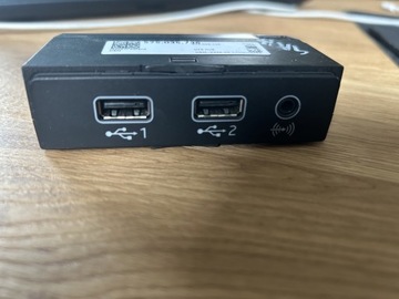 Port USB AUX 575035736