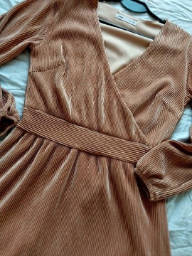 Śliczna sukienka, S, M. Mega! Piękny kolor :)