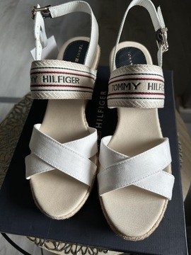 Nowe sandały Tommy Hilfiger rozm 38