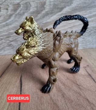 Figurka fantasy wilk dwie głowy cerberus 