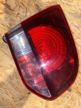 Lampa Golf 6 hatchback lewa klapa *pękdnięta*