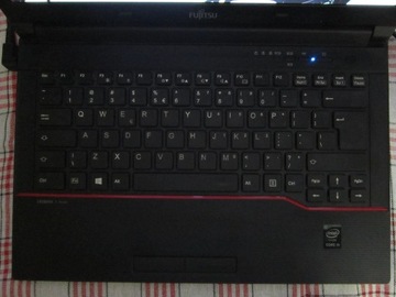 Fujitsu LifeBook E544 i5 4310m zbita matryca 