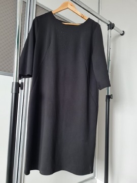 Sukienka czarna r. 48 elegancka