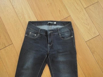 spodnie/jeansy 30 czarne