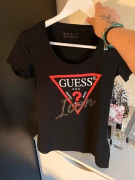 Oryginalna czarna bluzka t-shirt Guess z nadrukiem