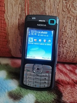 Nokia N70                   