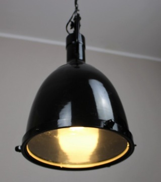 Lampa wisząca industrialna, Xenos