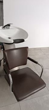 Myjnia fryzjerska wraz z 2 krzesłami 