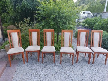 Zestaw 6 drewnianych krzeseł