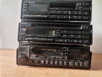 3szt stare radia Sony xr-410, cdx-5080, xr7170. 