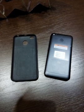 Mi Smart Band 4C i telefon Xiaomi Redmi 4X
