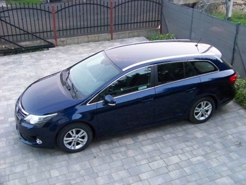 Toyota Avensis Premium 2.0D-4D 124km 2013 Polski s