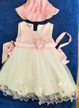 Przepiękna sukienka na chrzest dla dziewczynki 