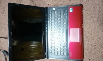 Laptop Sony Vaio Komputer Czerwony W Dobrym Stanie