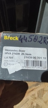 Klocki hamulcowe przód Mercedes w202