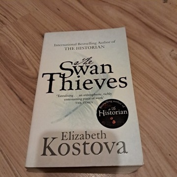 The Swan Thieves Kostova