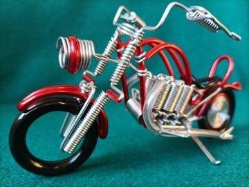 Motocykl chopper figurka z drutu prezent dekoracja